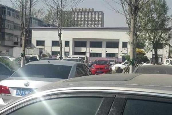 为什么到十字路口扔钱有什么风水效果