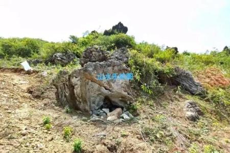 石山风水宝地建房子