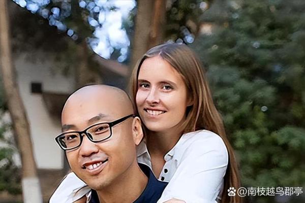 19岁姑娘算命，算命先生说她晚婚，三日后她决定嫁给邻村一男子